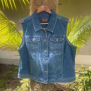 Lee denim vest